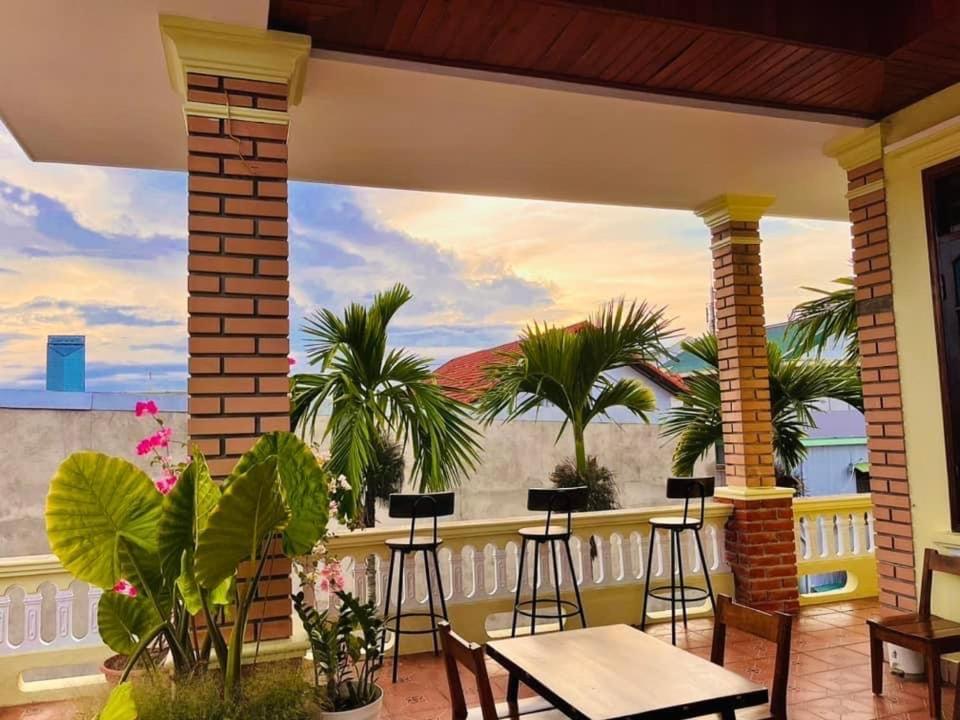 Hidden Hue Homestay Luaran gambar